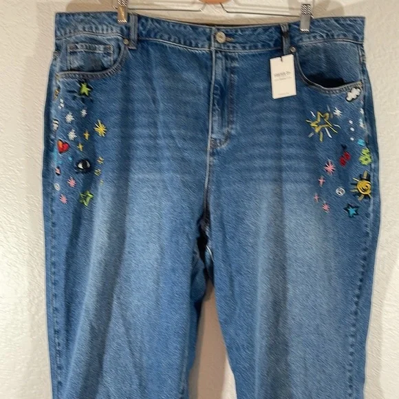 Forever 21 Womens Embroidered High Rise Tapered Hippie Mom Jeans Size 3X NEW - Picture 5 of 15